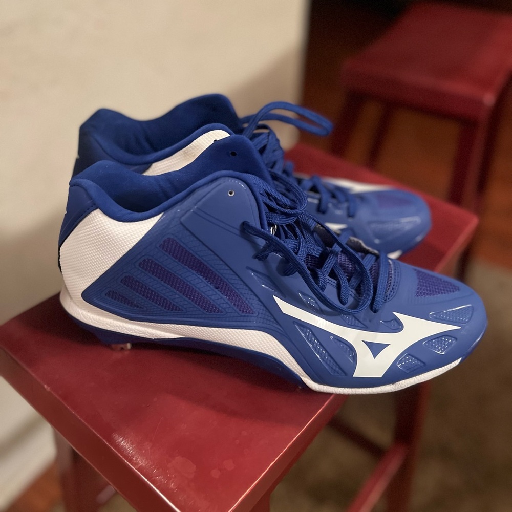 Mizuno Blue Baseball Cleats
